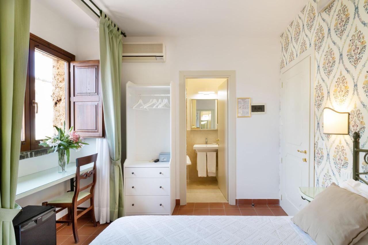 Hotel Villa Favorita Noto Eksteriør bilde