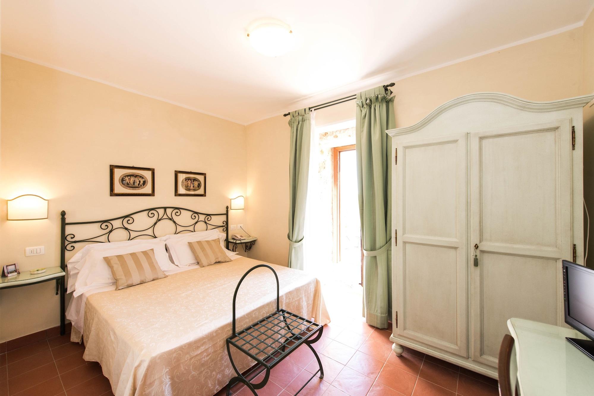 Hotel Villa Favorita Noto Eksteriør bilde