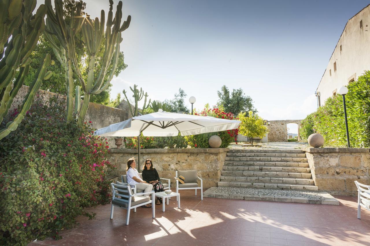 Hotel Villa Favorita Noto Eksteriør bilde