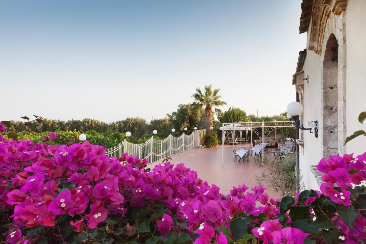 Hotel Villa Favorita Noto Eksteriør bilde