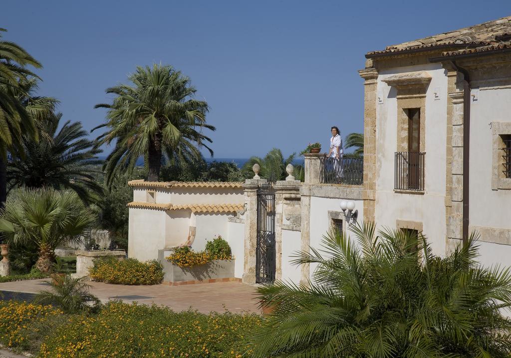 Hotel Villa Favorita Noto Eksteriør bilde