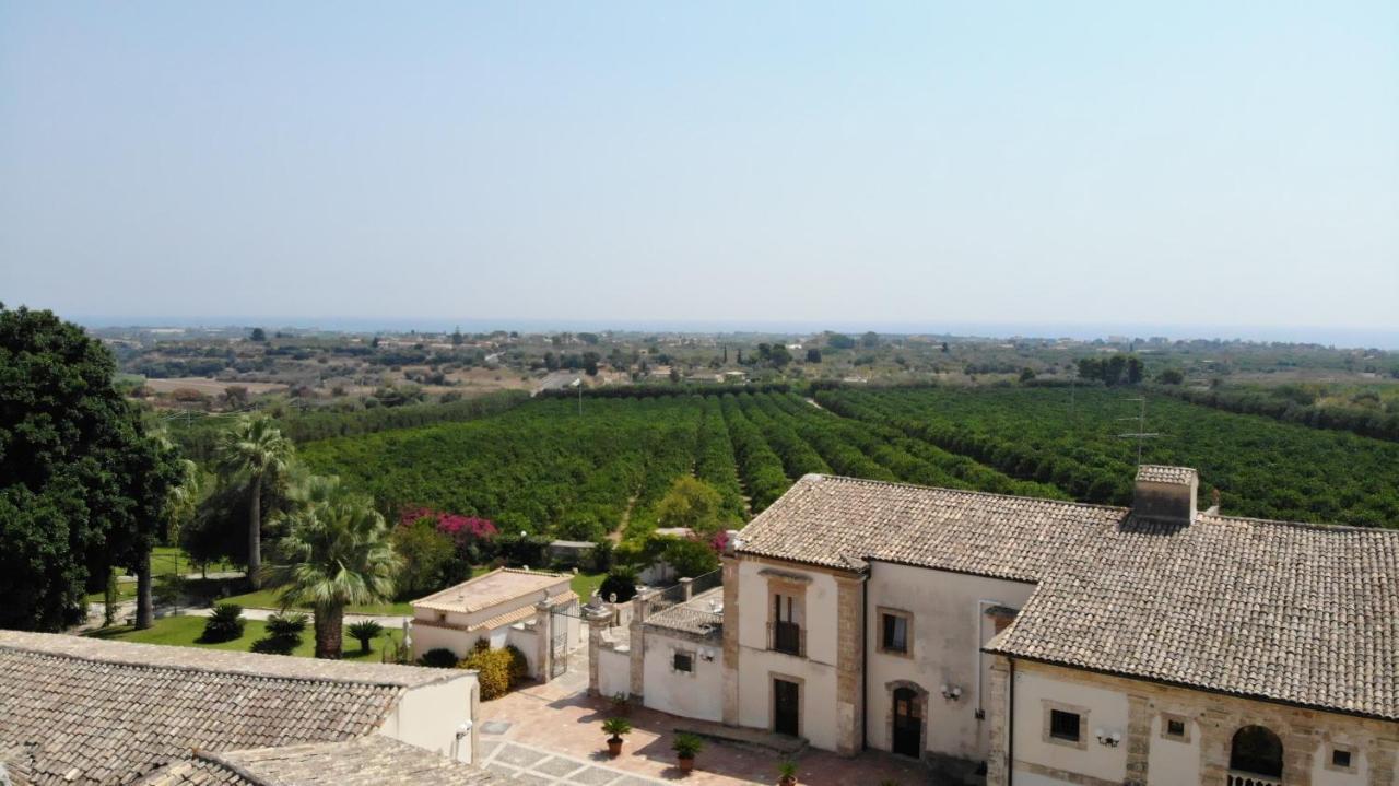 Hotel Villa Favorita Noto Eksteriør bilde